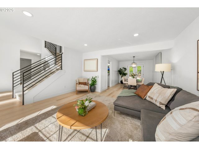 12035 Se EISERT Cir, Happy Valley, OR 97086