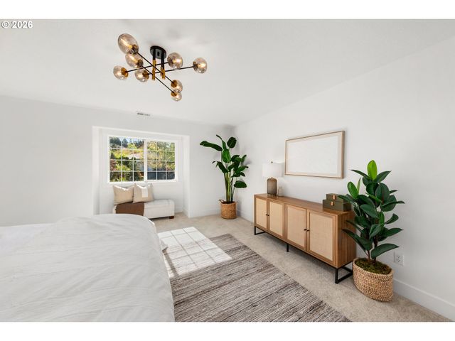 12035 Se EISERT Cir, Happy Valley, OR 97086