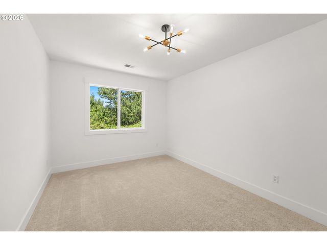 12035 Se EISERT Cir, Happy Valley, OR 97086