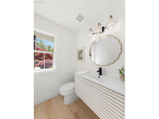 12035 Se EISERT Cir, Happy Valley, OR 97086