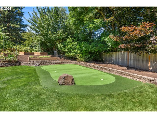 12035 Se EISERT Cir, Happy Valley, OR 97086