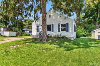 3591 Saint Christopher Lane, St Ann, MO 63074