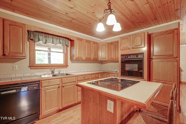 322 Waco Court, Kingsport, TN 37664