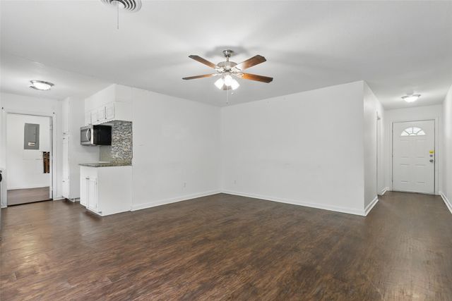 6716 Alma Street, Forest Hill, TX 76140