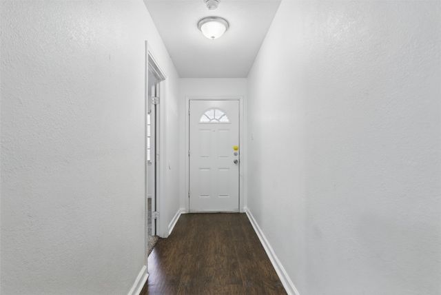 6716 Alma Street, Forest Hill, TX 76140