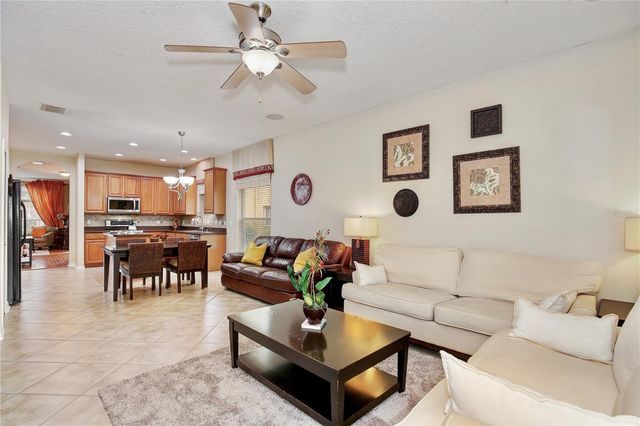 8869 ATWATER LOOP, Oviedo, FL 32765