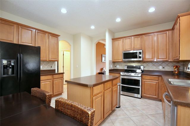 8869 ATWATER LOOP, Oviedo, FL 32765