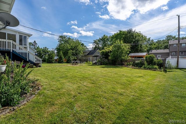 93 Harding Road, Amherst, NY 14221