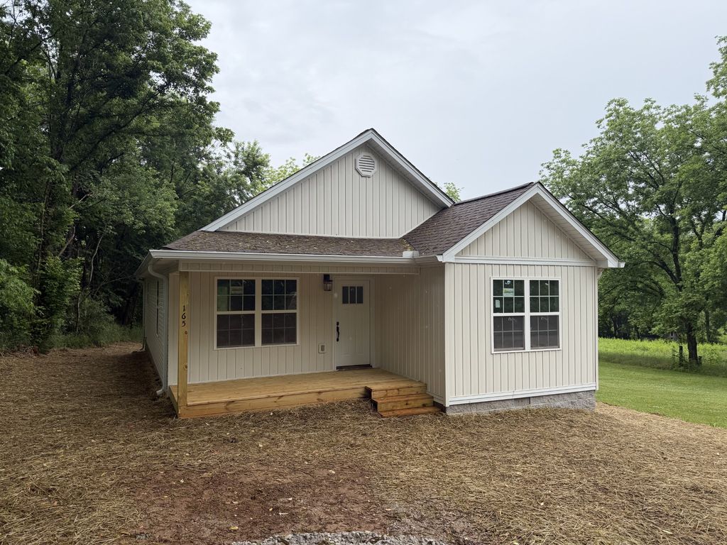 165 Doyle Cemetery Road, Doyle, TN 38559