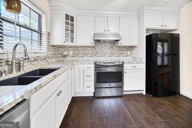 778 Villa Way, Jonesboro, GA 30238