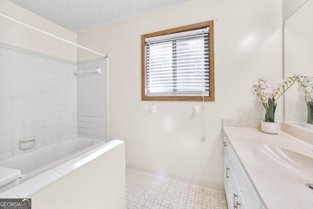 778 Villa Way, Jonesboro, GA 30238