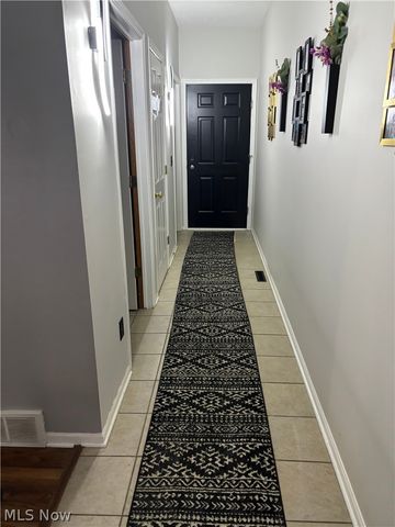 20456 Scotch Pine Way, Strongsville, OH 44149