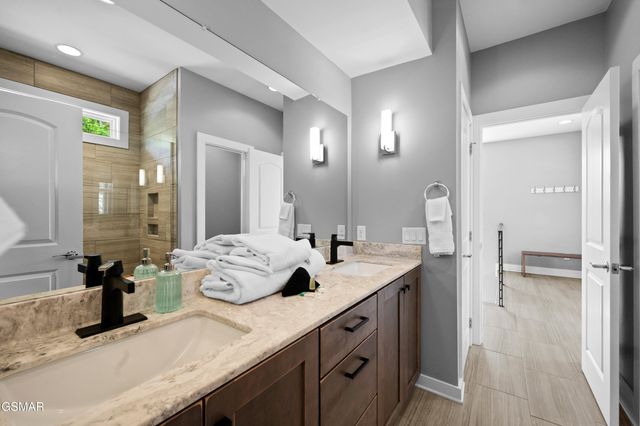 732 Beanstalk Road, Gatlinburg, TN 37738