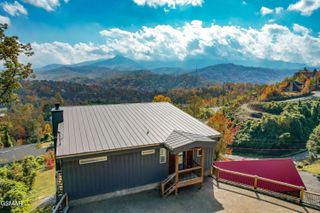 732 Beanstalk Road, Gatlinburg, TN 37738