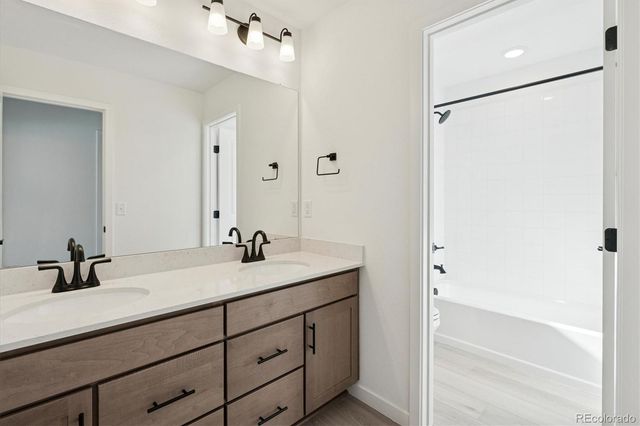 9148 Hayden Peak Street, Englewood, CO 80112