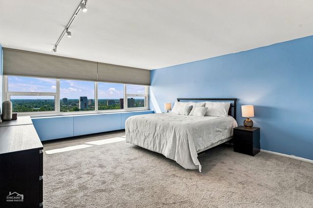 1700 E 56th Street 2209, Chicago, IL 60637