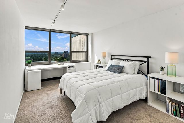1700 E 56th Street 2209, Chicago, IL 60637