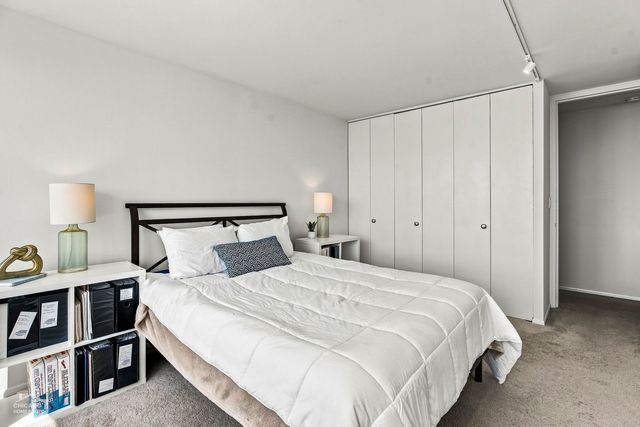 1700 E 56th Street 2209, Chicago, IL 60637