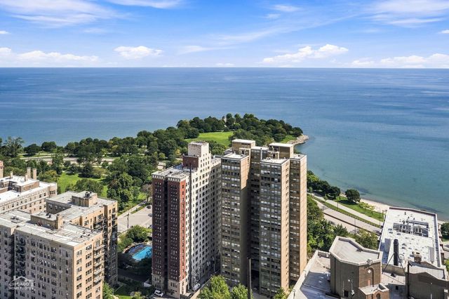 1700 E 56th Street 2209, Chicago, IL 60637