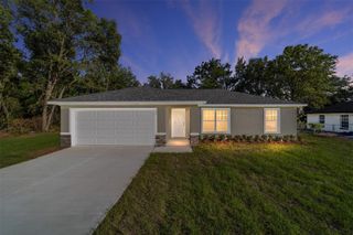 32 OLIVE CIRCLE LOOP, Ocala, FL 34472
