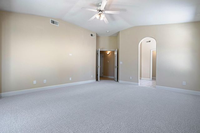 1471 N Terry Avenue, Clovis, CA 93619