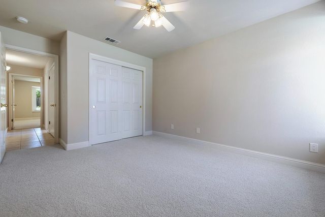 1471 N Terry Avenue, Clovis, CA 93619