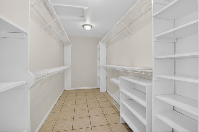 10157 La Reina Road, Delray Beach, FL 33446