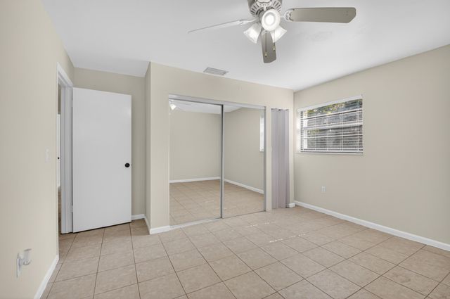 10157 La Reina Road, Delray Beach, FL 33446