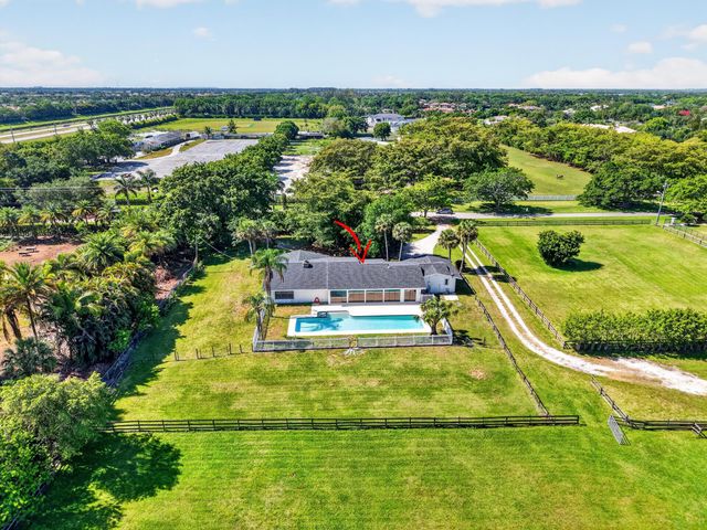 10157 La Reina Road, Delray Beach, FL 33446