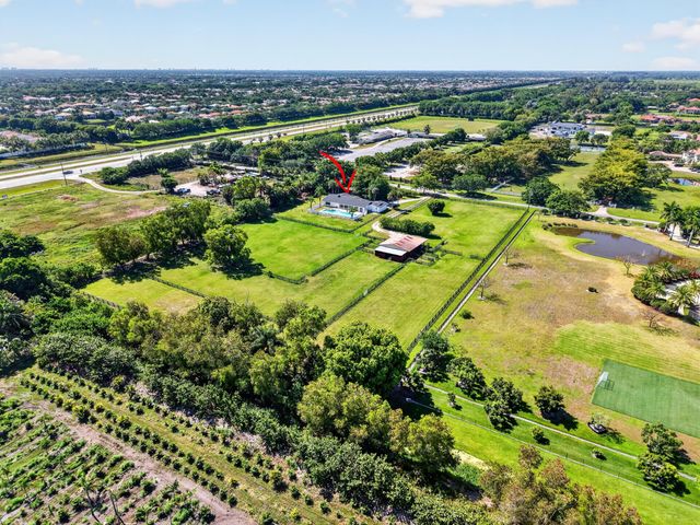 10157 La Reina Road, Delray Beach, FL 33446