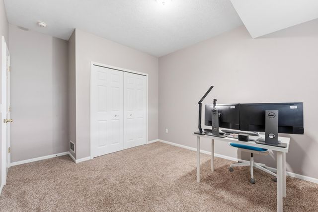 9860 Chambray Street, Portage, MI 49002