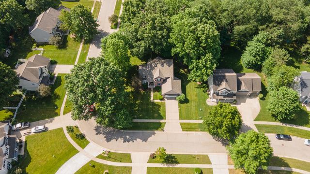 9860 Chambray Street, Portage, MI 49002