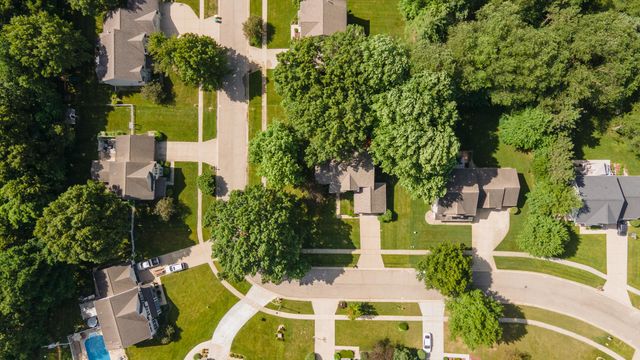 9860 Chambray Street, Portage, MI 49002
