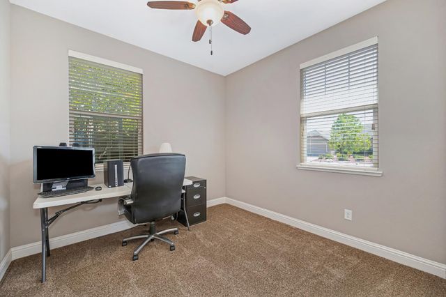 1242 White Pine Ln, Lincoln, CA 95648