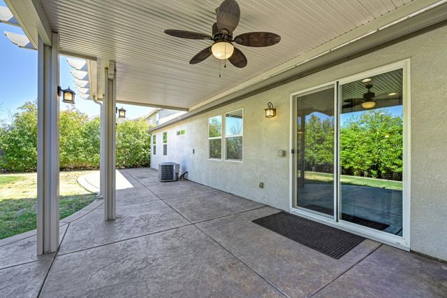 1242 White Pine Ln, Lincoln, CA 95648