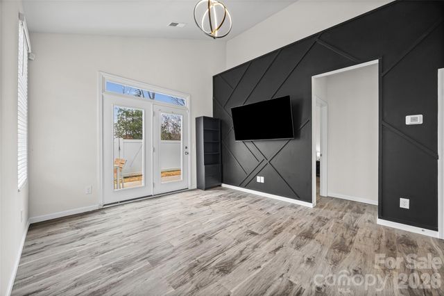 554 Dorman Street, Belmont, NC 28012