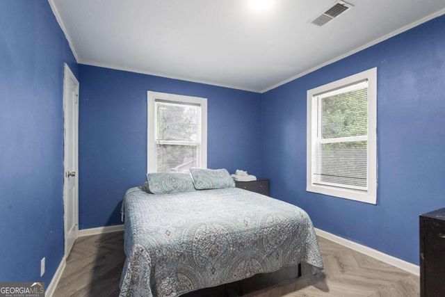 537 W Lake Avenue NW, Atlanta, GA 30318