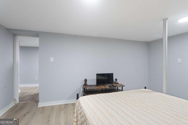 537 W Lake Avenue NW, Atlanta, GA 30318