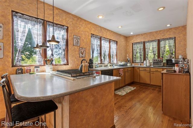 939 S Highland Street, Dearborn, MI 48124