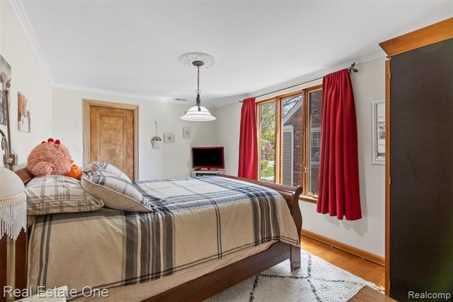 939 S Highland Street, Dearborn, MI 48124