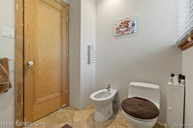 939 S Highland Street, Dearborn, MI 48124