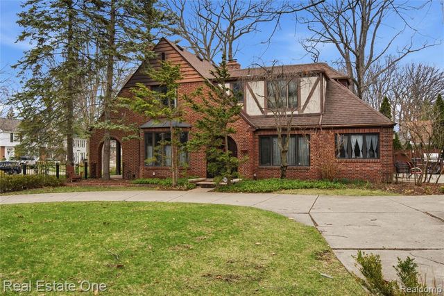 939 S Highland Street, Dearborn, MI 48124