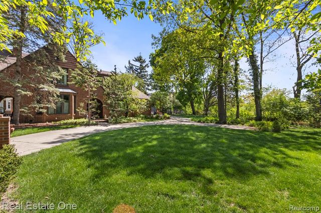 939 S Highland Street, Dearborn, MI 48124