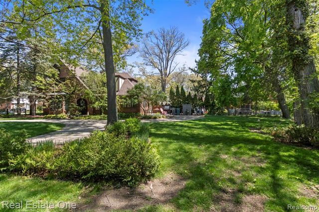 939 S Highland Street, Dearborn, MI 48124