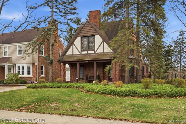 939 S Highland Street, Dearborn, MI 48124