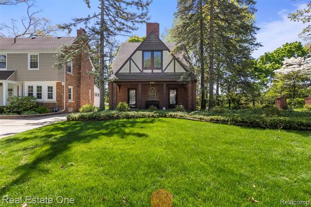 939 S Highland Street, Dearborn, MI 48124