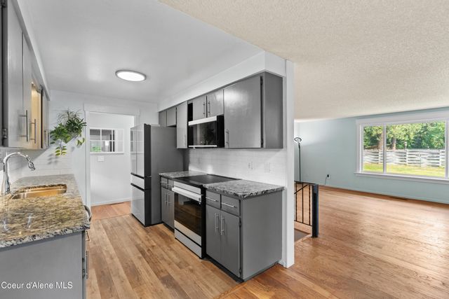 1909 E Pine Hill CT, Coeur D'alene, ID 83815