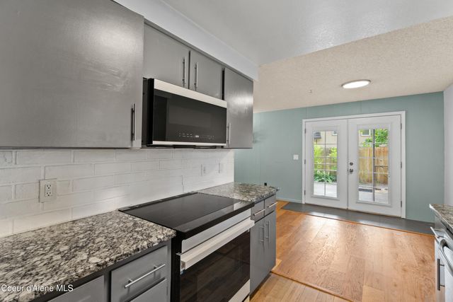 1909 E Pine Hill CT, Coeur D'alene, ID 83815