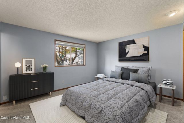 1909 E Pine Hill CT, Coeur D'alene, ID 83815
