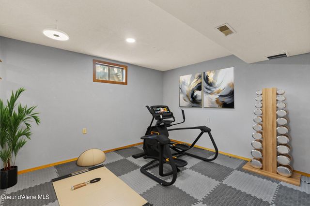 1909 E Pine Hill CT, Coeur D'alene, ID 83815